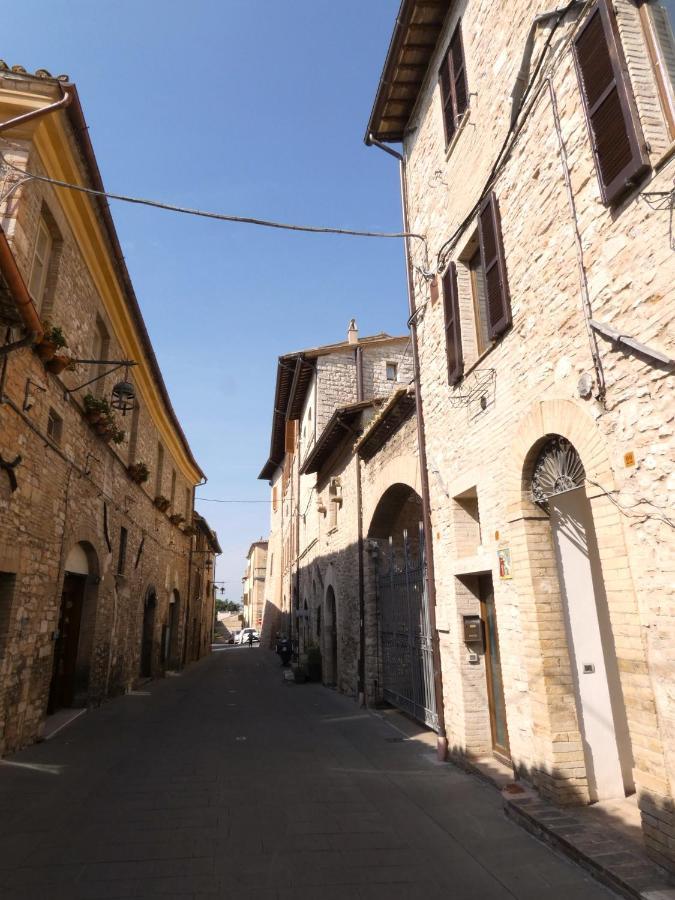 Scappo In Umbria, La Casa Di Eude Appartement Assisi Buitenkant foto