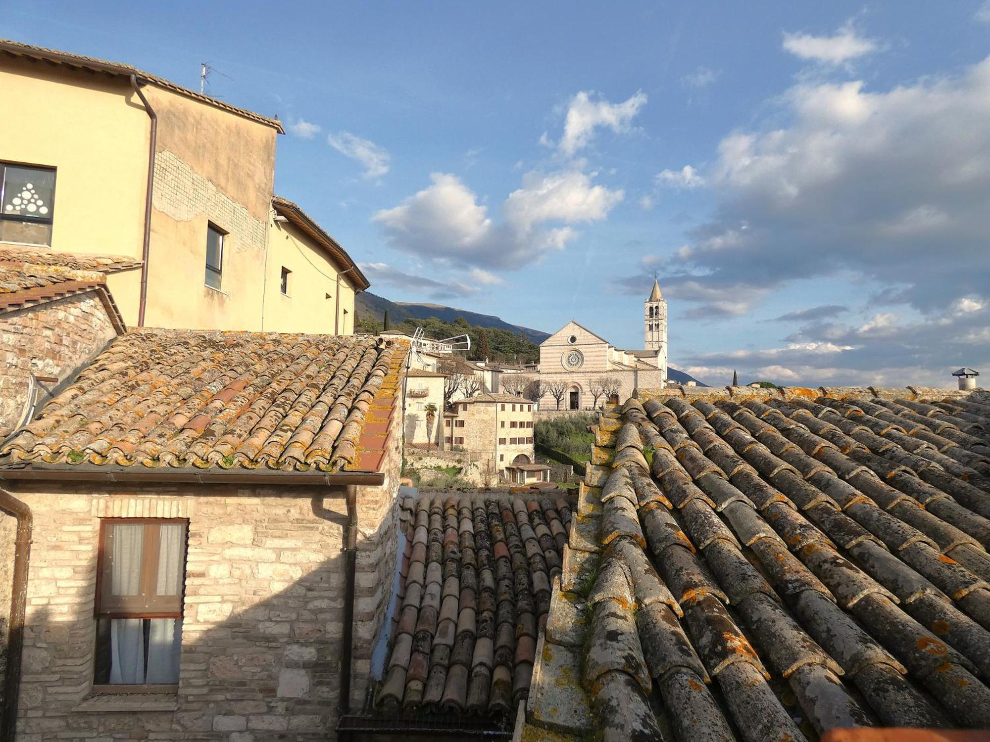 Scappo In Umbria, La Casa Di Eude Appartement Assisi Buitenkant foto